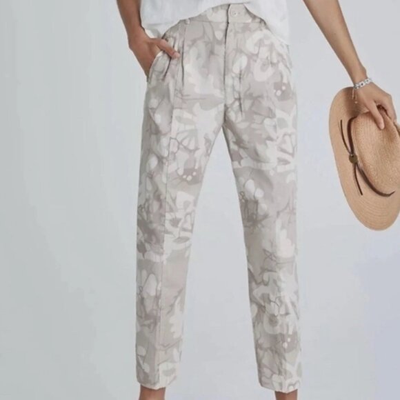 Anthropologie Frannie Print Tapered Pants Sz 16W Linen Blend Beige Floral Leaves - Picture 2 of 11